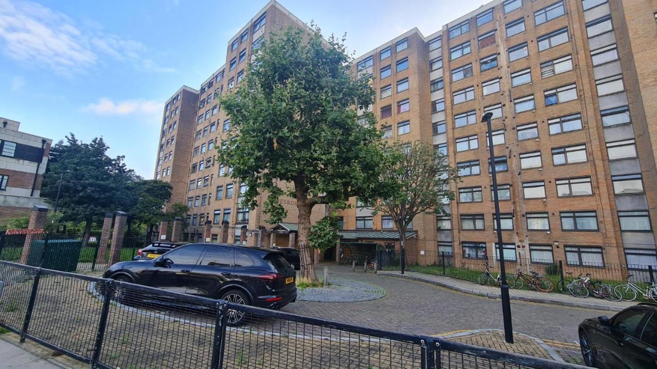 Cheap Kensington Apartment Central Лондон Екстер'єр фото